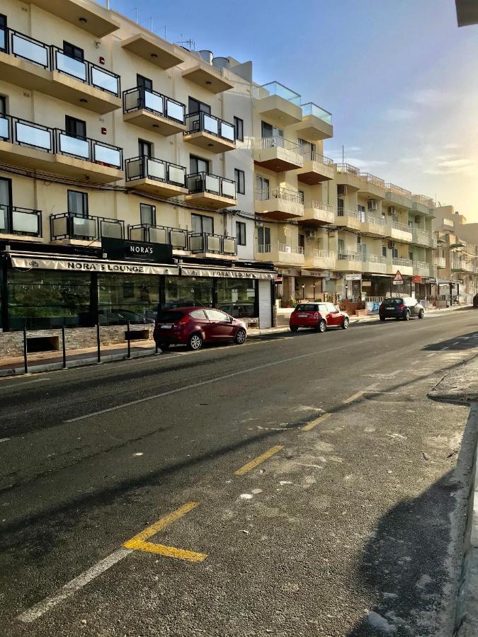 Modern Apartment With Sea View Mellieha Bagian luar foto